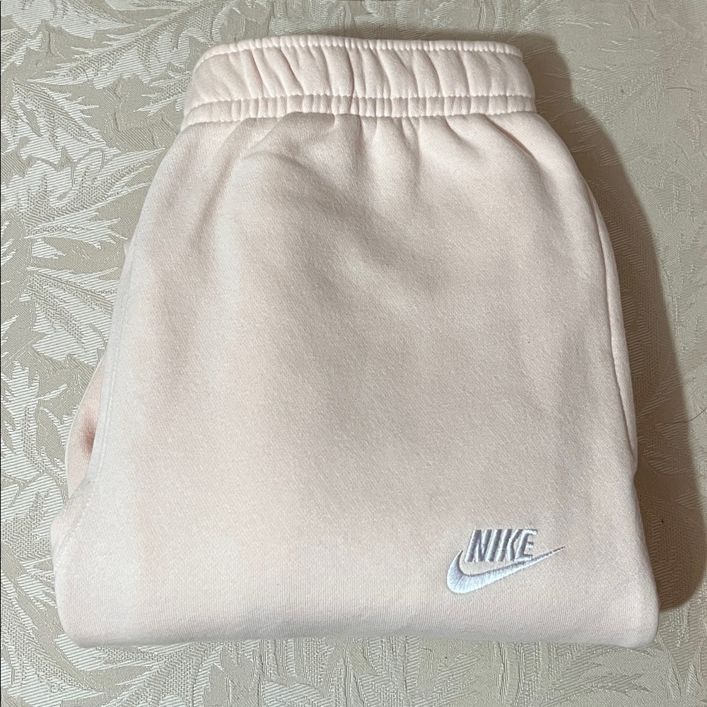 Nike Men’s Jogger Sweatpants Guava Ice Size M - NWOT - Picture 2 of 12